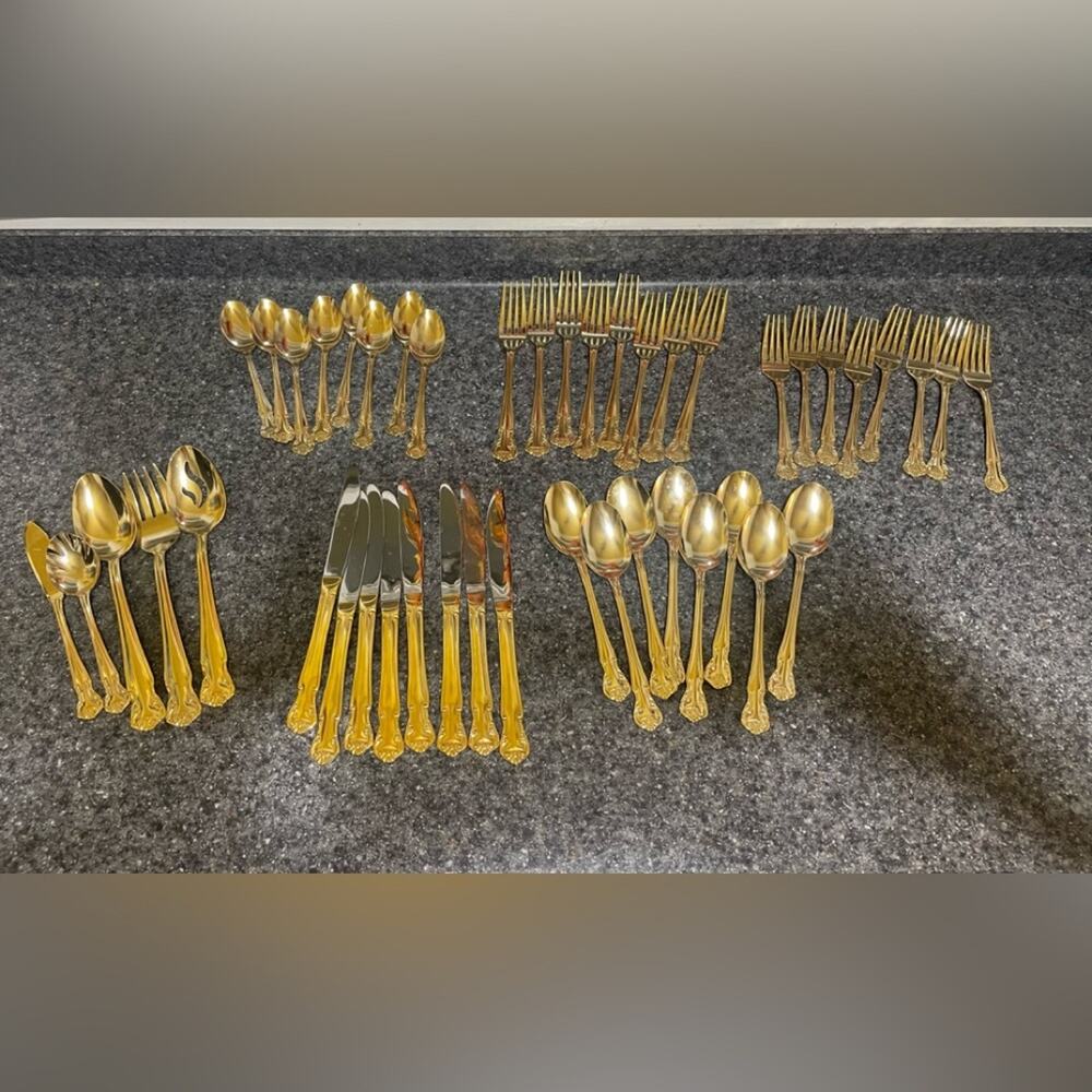 Farberware 8 piece setting of gold plated flatware 45 pieces
